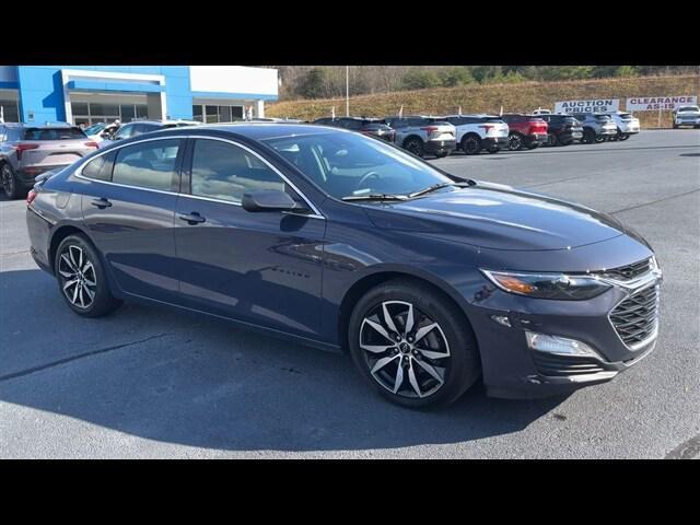 new 2025 Chevrolet Malibu car, priced at $28,245