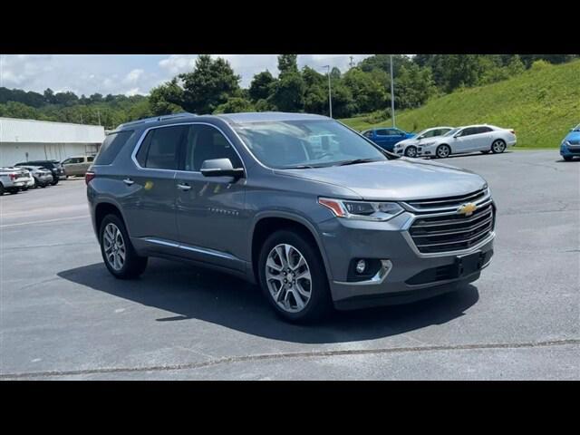 used 2021 Chevrolet Traverse car, priced at $35,220