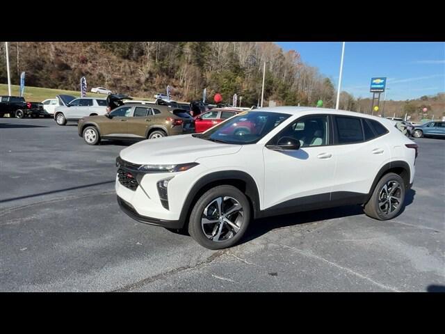 new 2024 Chevrolet Trax car, priced at $22,952