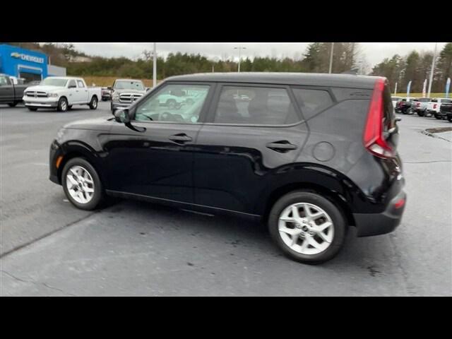 used 2022 Kia Soul car, priced at $19,995