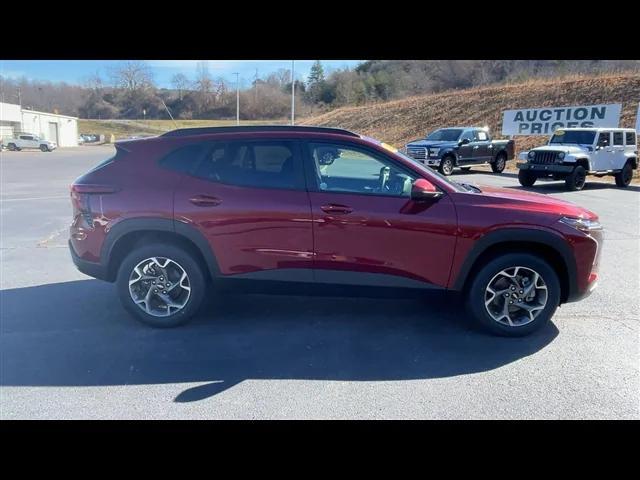 new 2025 Chevrolet Trax car, priced at $24,647