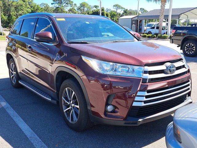 used 2019 Toyota Highlander car, priced at $18,628