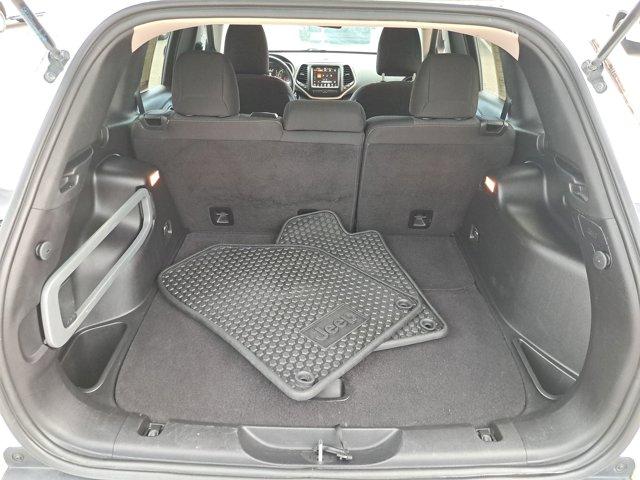 used 2016 Jeep Cherokee car, priced at $12,389