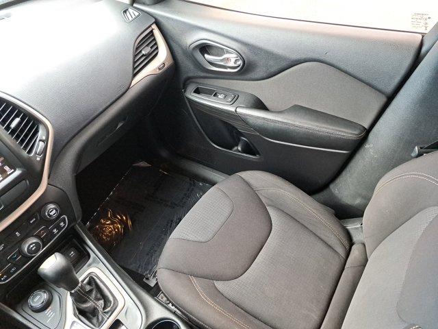 used 2016 Jeep Cherokee car, priced at $12,389