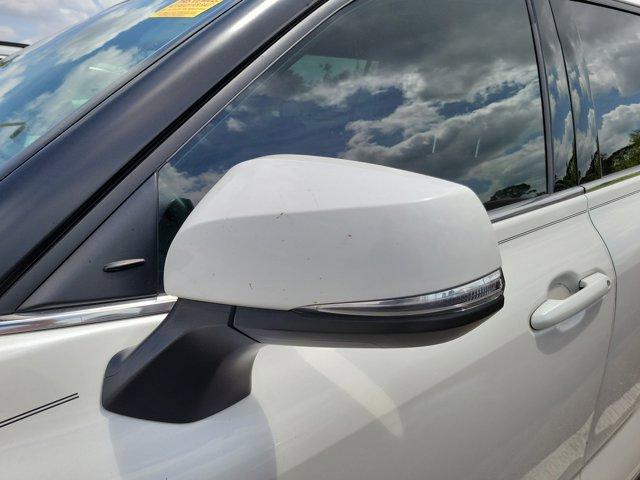 used 2020 Toyota Highlander car