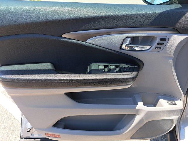 used 2019 Honda Pilot car, priced at $20,893
