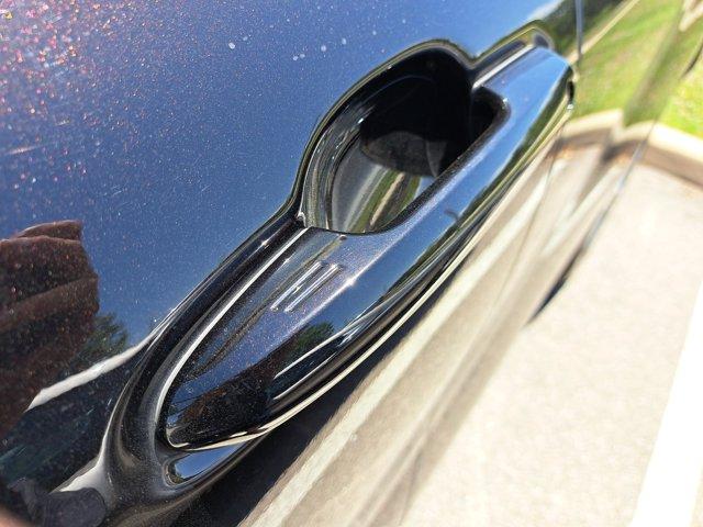 used 2022 Toyota Highlander car, priced at $33,491