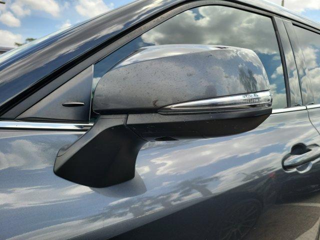 used 2020 Toyota Highlander car