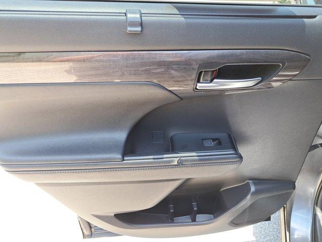 used 2020 Toyota Highlander car, priced at $29,204