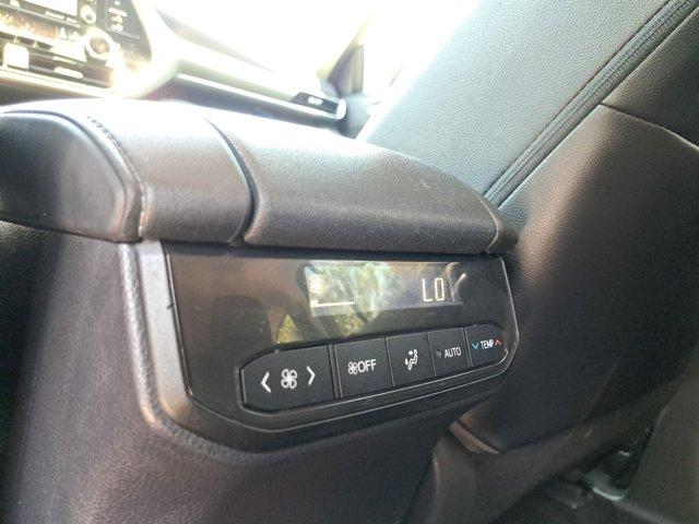 used 2020 Toyota Highlander car, priced at $29,204
