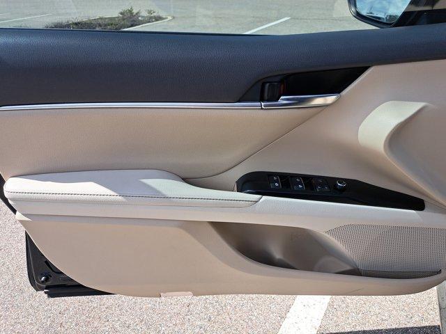 used 2019 Toyota Camry Hybrid car, priced at $21,300