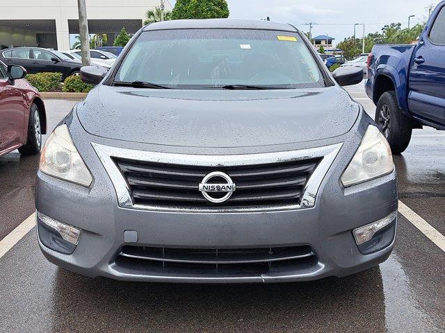 used 2014 Nissan Altima car