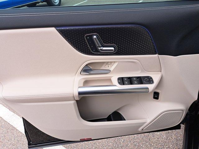 used 2025 Mercedes-Benz GLA 250 car, priced at $38,440