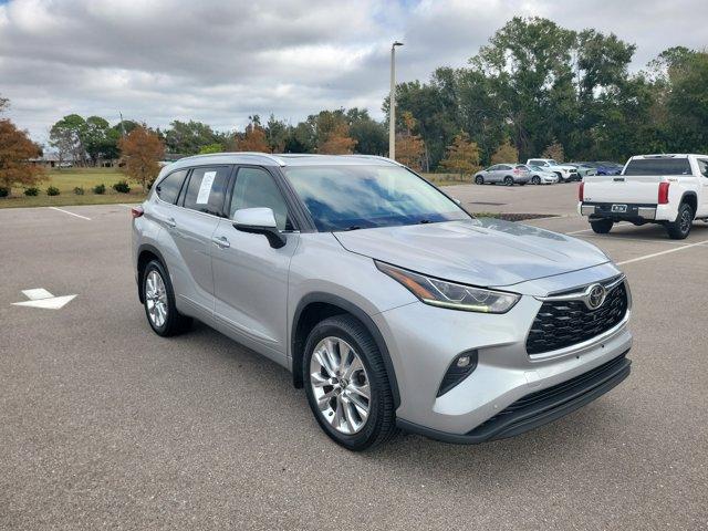 used 2022 Toyota Highlander car, priced at $32,953