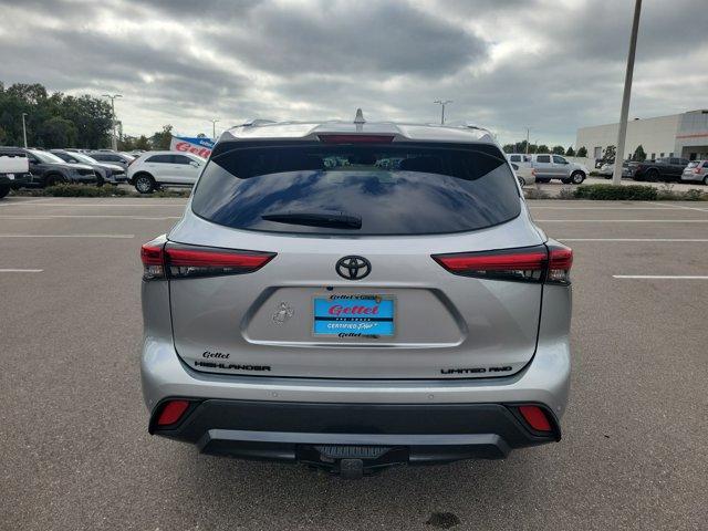 used 2022 Toyota Highlander car, priced at $32,953