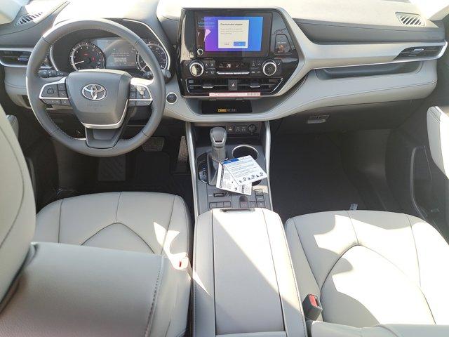 new 2026 Toyota Highlander car, priced at $53,538