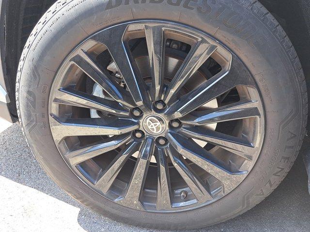 used 2023 Toyota Highlander car, priced at $41,792