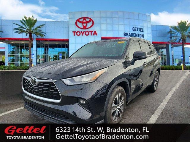 used 2020 Toyota Highlander car