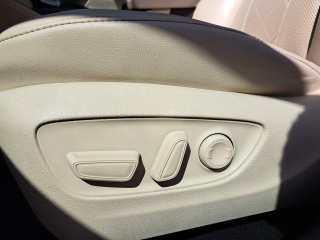 used 2022 Toyota Highlander Hybrid car, priced at $32,811