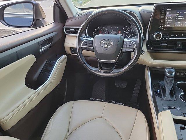 used 2021 Toyota Highlander car, priced at $28,485