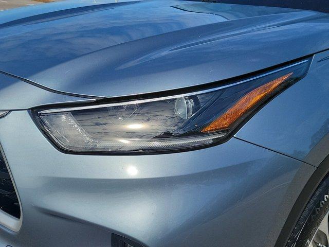 used 2021 Toyota Highlander car, priced at $30,375