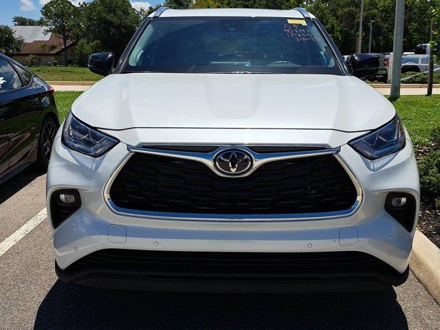 used 2022 Toyota Highlander car, priced at $42,578