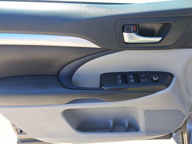 used 2018 Toyota Highlander car, priced at $20,000