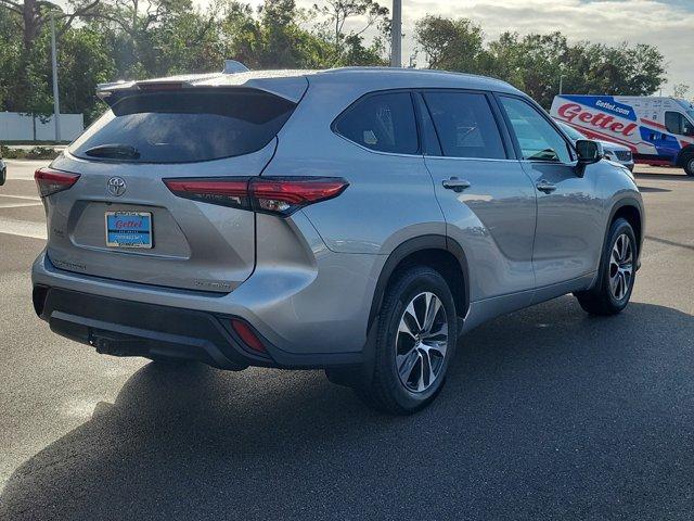 used 2020 Toyota Highlander car, priced at $28,493