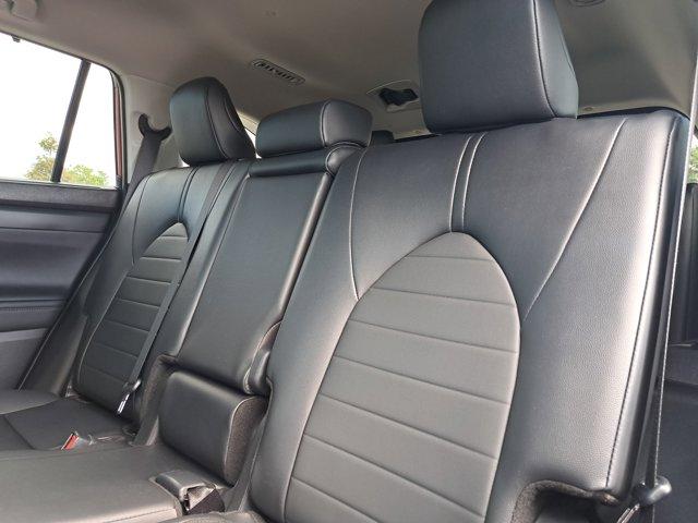 used 2025 Toyota Highlander Hybrid car, priced at $47,634