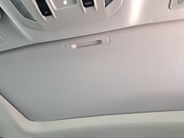 used 2025 Toyota Highlander Hybrid car, priced at $47,634