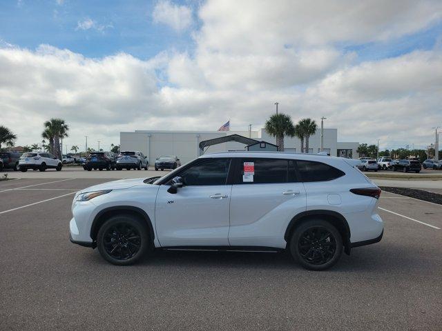 new 2026 Toyota Highlander car