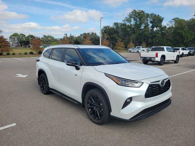 new 2026 Toyota Highlander car