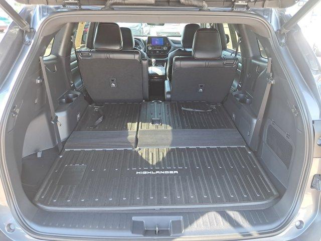 used 2023 Toyota Highlander car, priced at $35,747