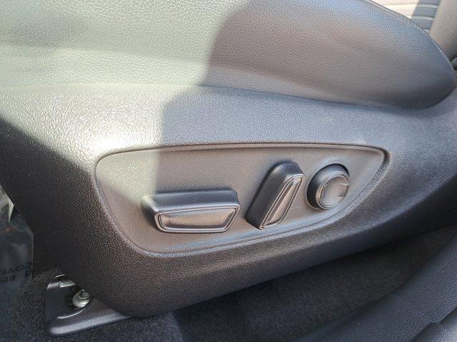 used 2023 Toyota Highlander car, priced at $35,747