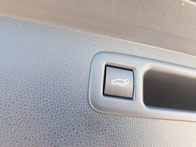 used 2023 Toyota Highlander car, priced at $35,747