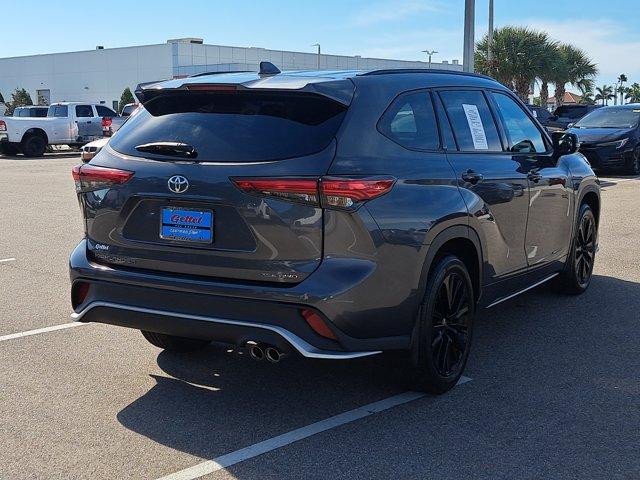 used 2023 Toyota Highlander car, priced at $35,747