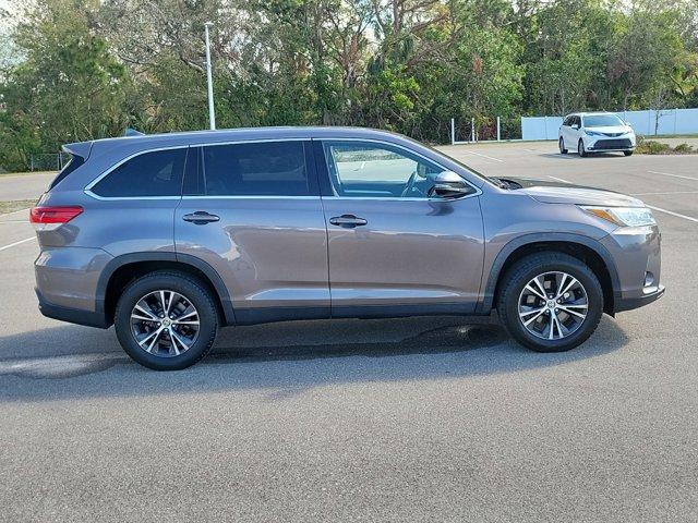 used 2019 Toyota Highlander car, priced at $25,455