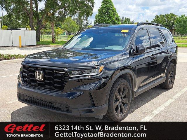 used 2025 Honda Pilot car