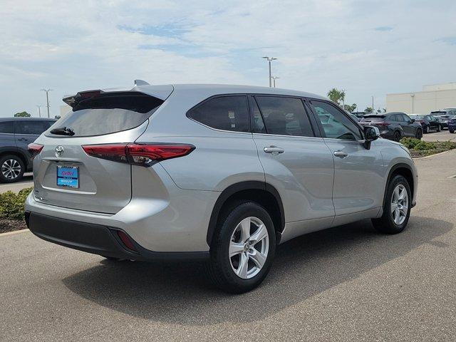 used 2021 Toyota Highlander car, priced at $29,306