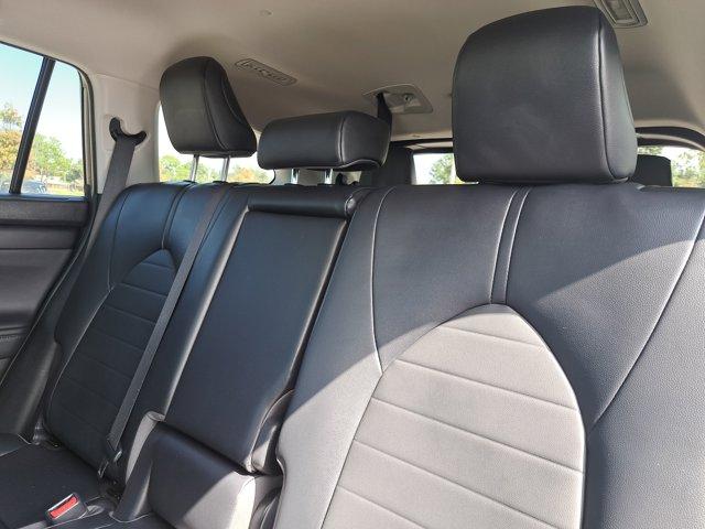 used 2023 Toyota Highlander car, priced at $36,709