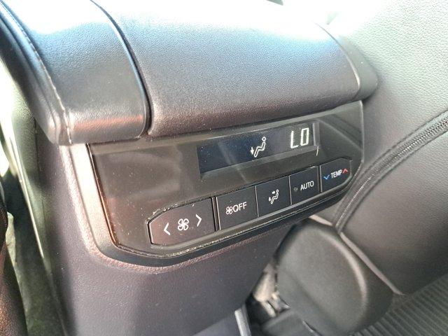 used 2023 Toyota Highlander car, priced at $36,709