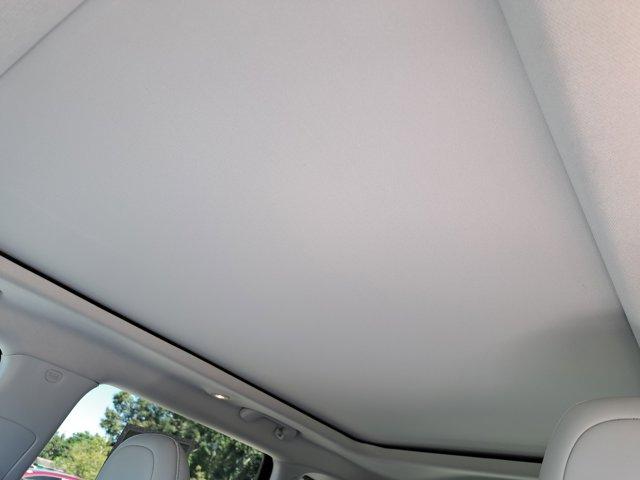 used 2022 Jeep Cherokee car, priced at $23,438