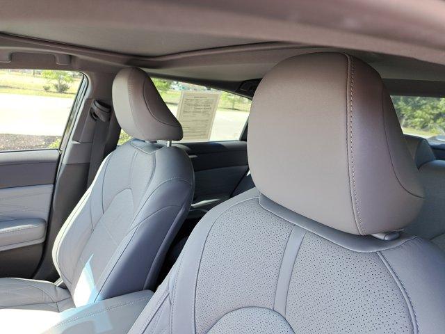used 2022 Toyota Avalon Hybrid car, priced at $34,091