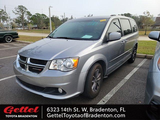 used 2017 Dodge Grand Caravan car