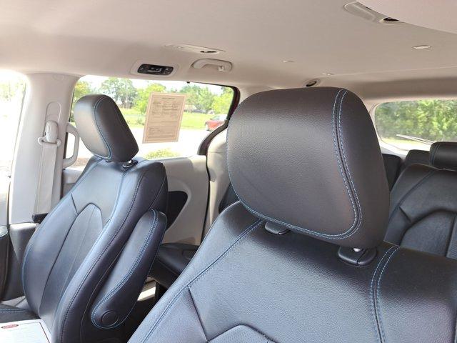 used 2021 Chrysler Pacifica car, priced at $22,457