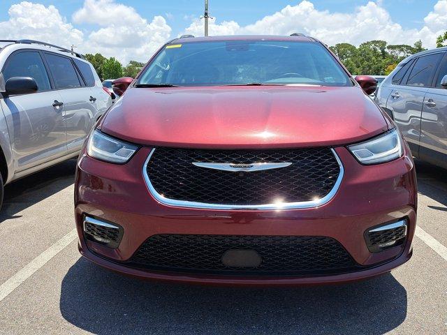 used 2021 Chrysler Pacifica car, priced at $20,991