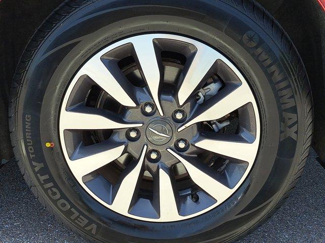 used 2021 Chrysler Pacifica car, priced at $22,457