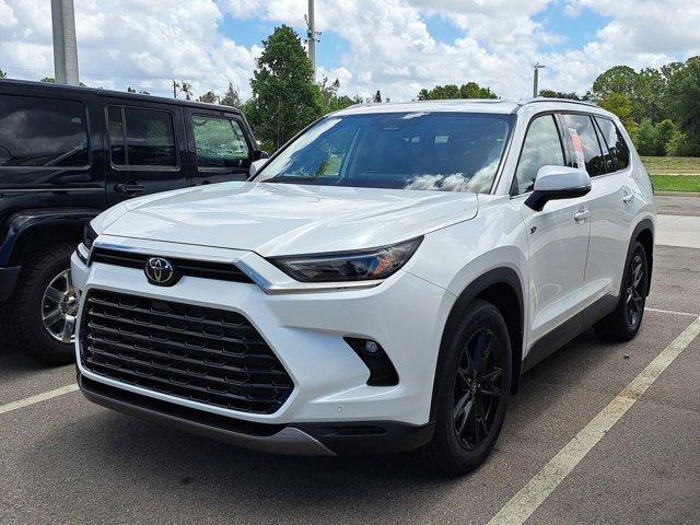 new 2025 Toyota Grand Highlander car