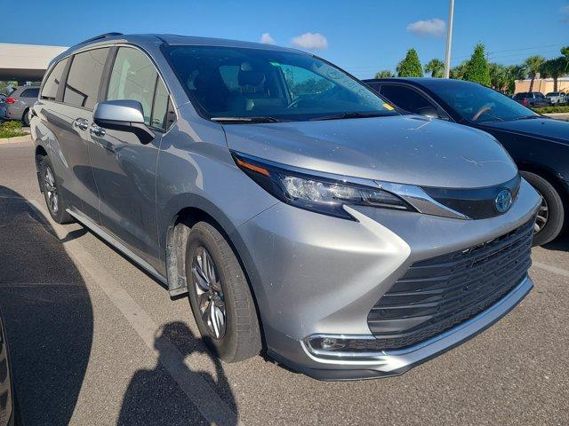used 2024 Toyota Sienna car