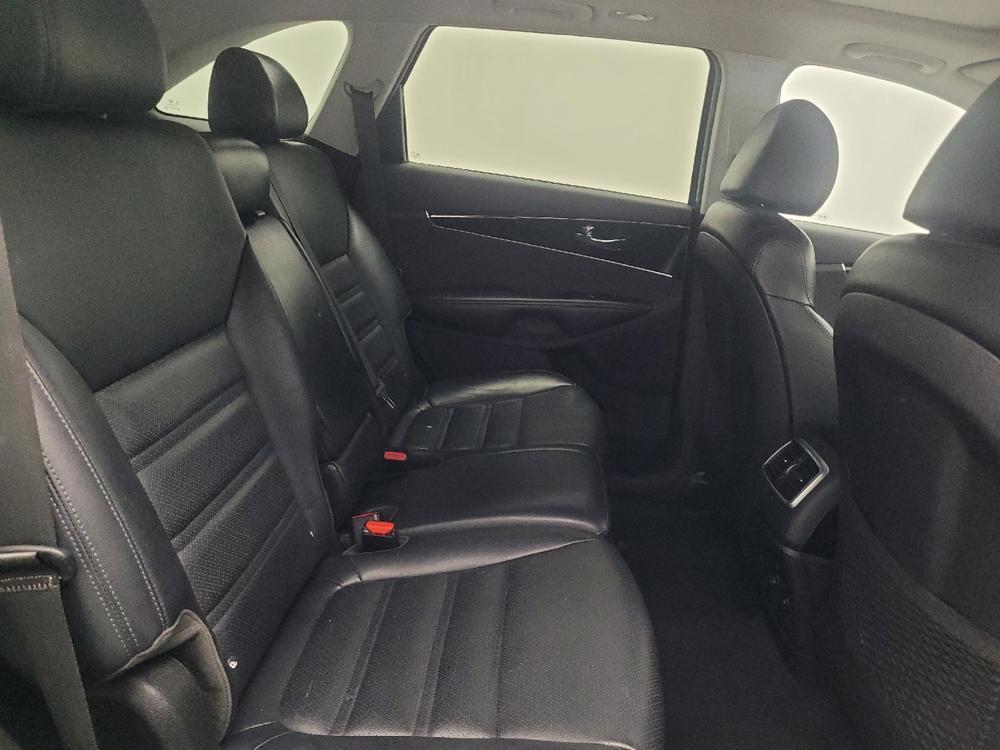 used 2019 Kia Sorento car, priced at $18,195